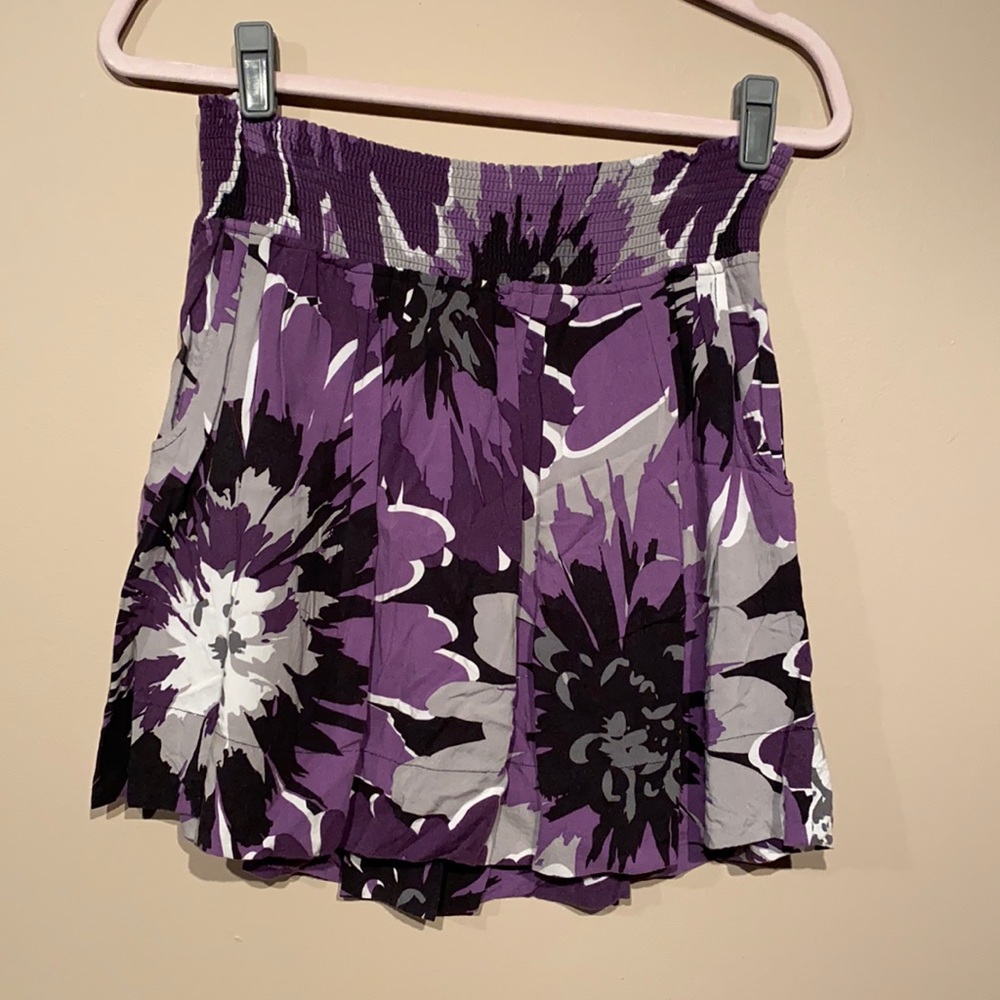 Elle skirt